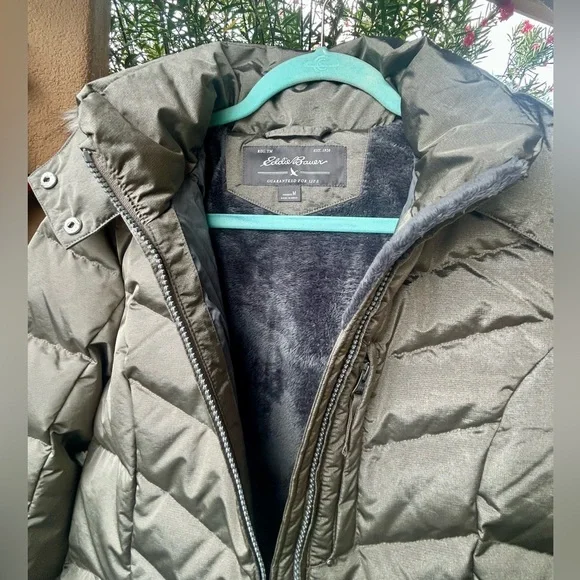NWT EDDIE BAUER Sun Valley 650 Down Parka Jacket Fur Hood Taupe women’s Medium - Picture 3 of 15